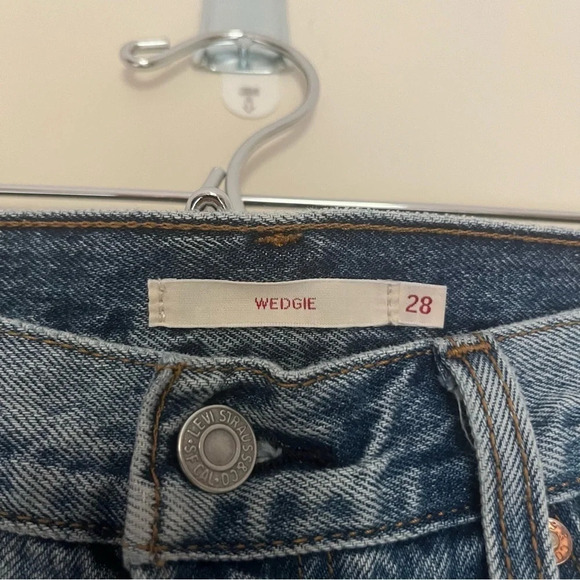LEVI’S Premium Wedgie Rigid Denim Button Fly Jeans - Picture 8 of 14